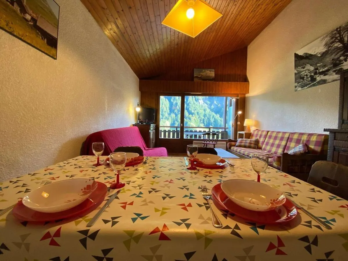 Appartement 2 Pieces, 5 Pers, Le Grand-Bornand, Lumineux, Proche Centre, Navette, Casier A Ski - Fr-1-241-54 0*,